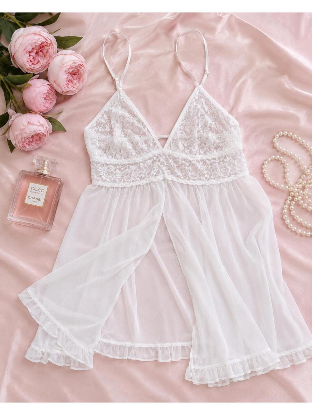 Betsey Johnson Y2K Intimates White Lace Chemise Babydoll Lingerie Slip S/M